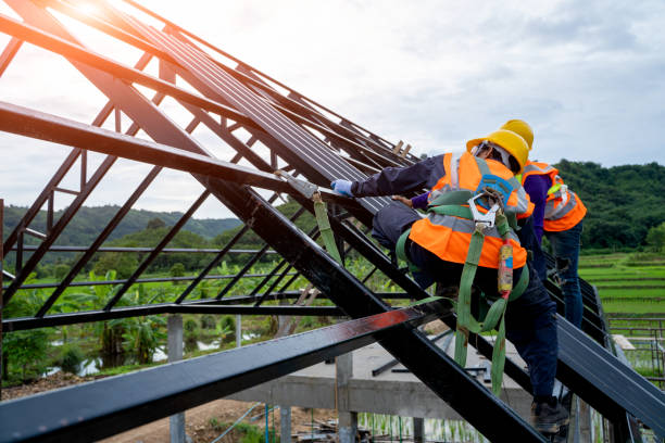 Best Gutter Installation and Roofing  in East Rancho Dominguez, CA